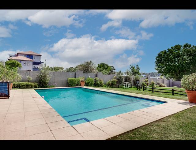 1 BEDROOM APARTMENT FOR SALE IN LONEHILL